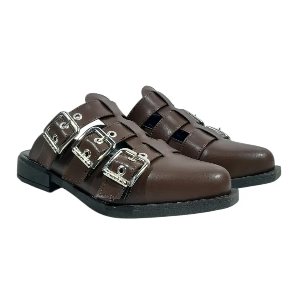 ZUECO MUJER ROBLE EN PUNTA TACO BAJO